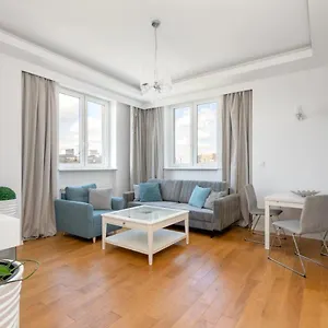 https://warsaw-premium-apartment-with-city-view.warsawhotelspoland.com